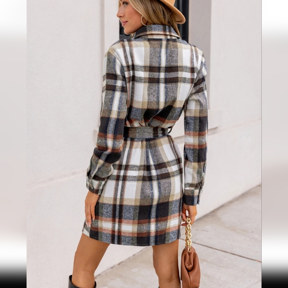 NWT Plaid Flannel Cupshe Collared Button Down Dress - Picture 2 of 7